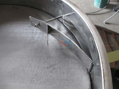 出料口可控制旋振筛